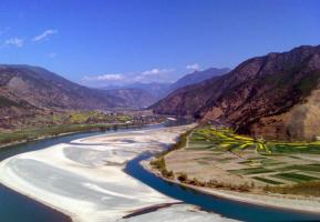 First Bend of the Yangtze River